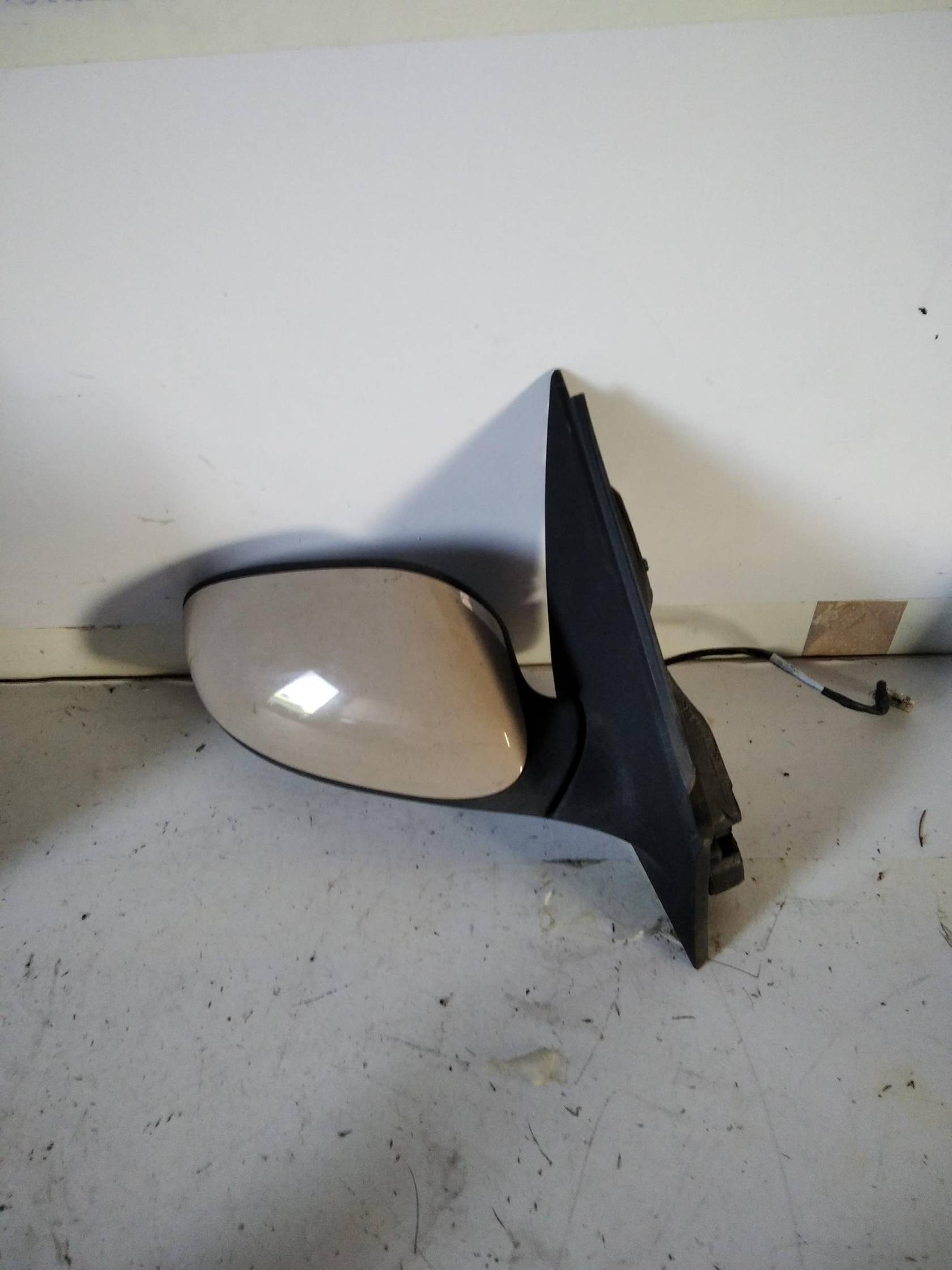 Retrovisore est. regolaz. elettr. dx.